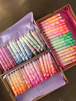 Load image into Gallery viewer, Taper candles - marble neon mix
