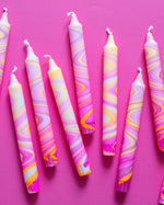 Load image into Gallery viewer, Taper candles - marble neon mix
