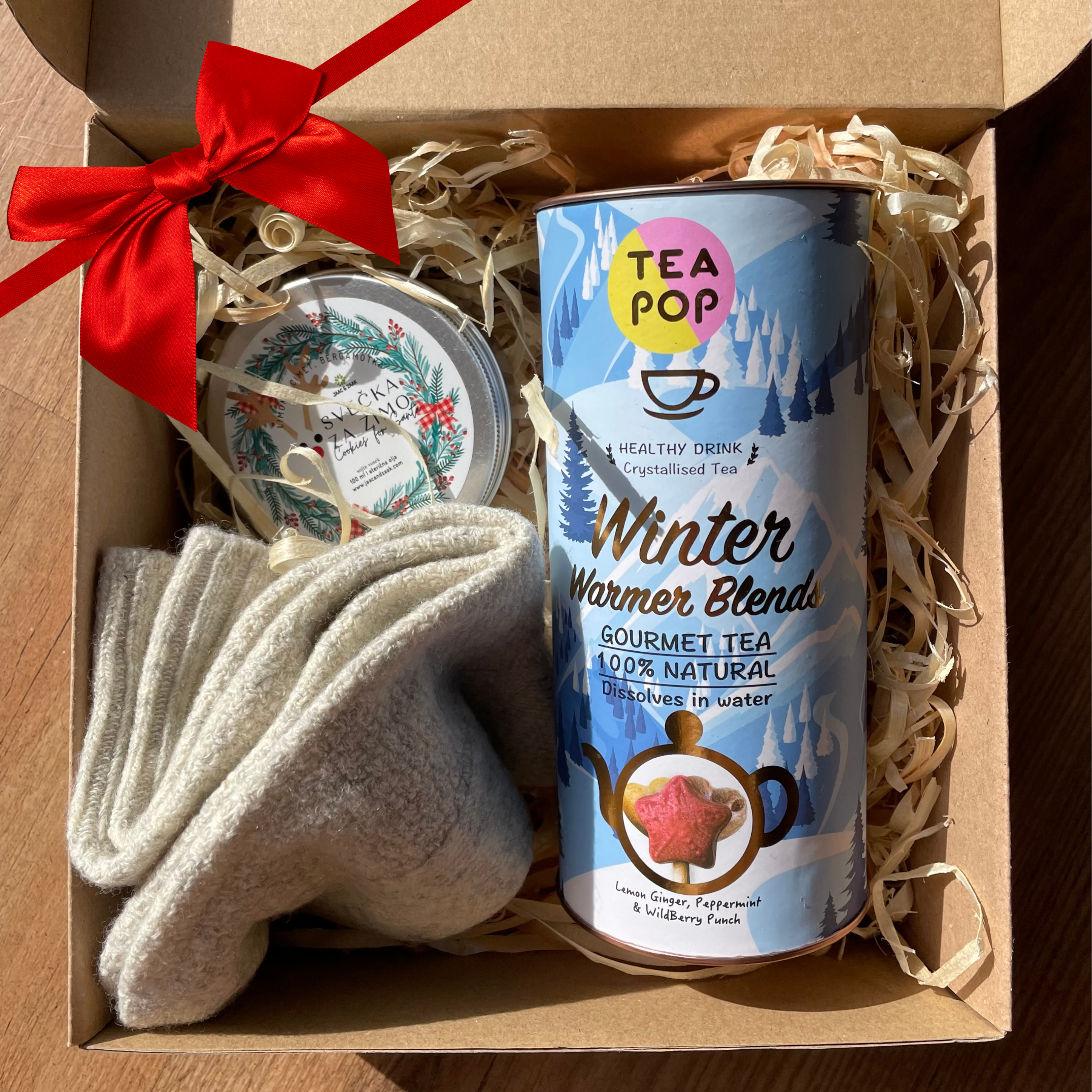 MAXI HYGGE PRESENTS - Tea pop Winter tea and Wool Socks Fuzzy Beige M (Size 36-41), Cookies for santa candle