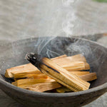 Load image into Gallery viewer, BOX - Holder and Palo santo sticks 50g
